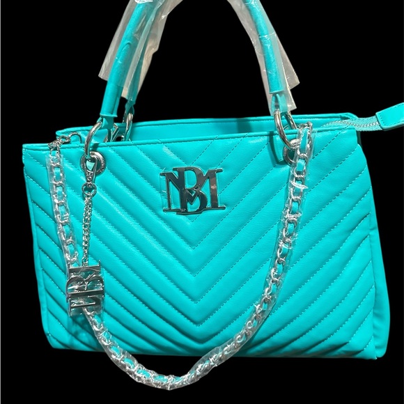 Badgley Mischka Handbags - Badgley Mischka New beautiful